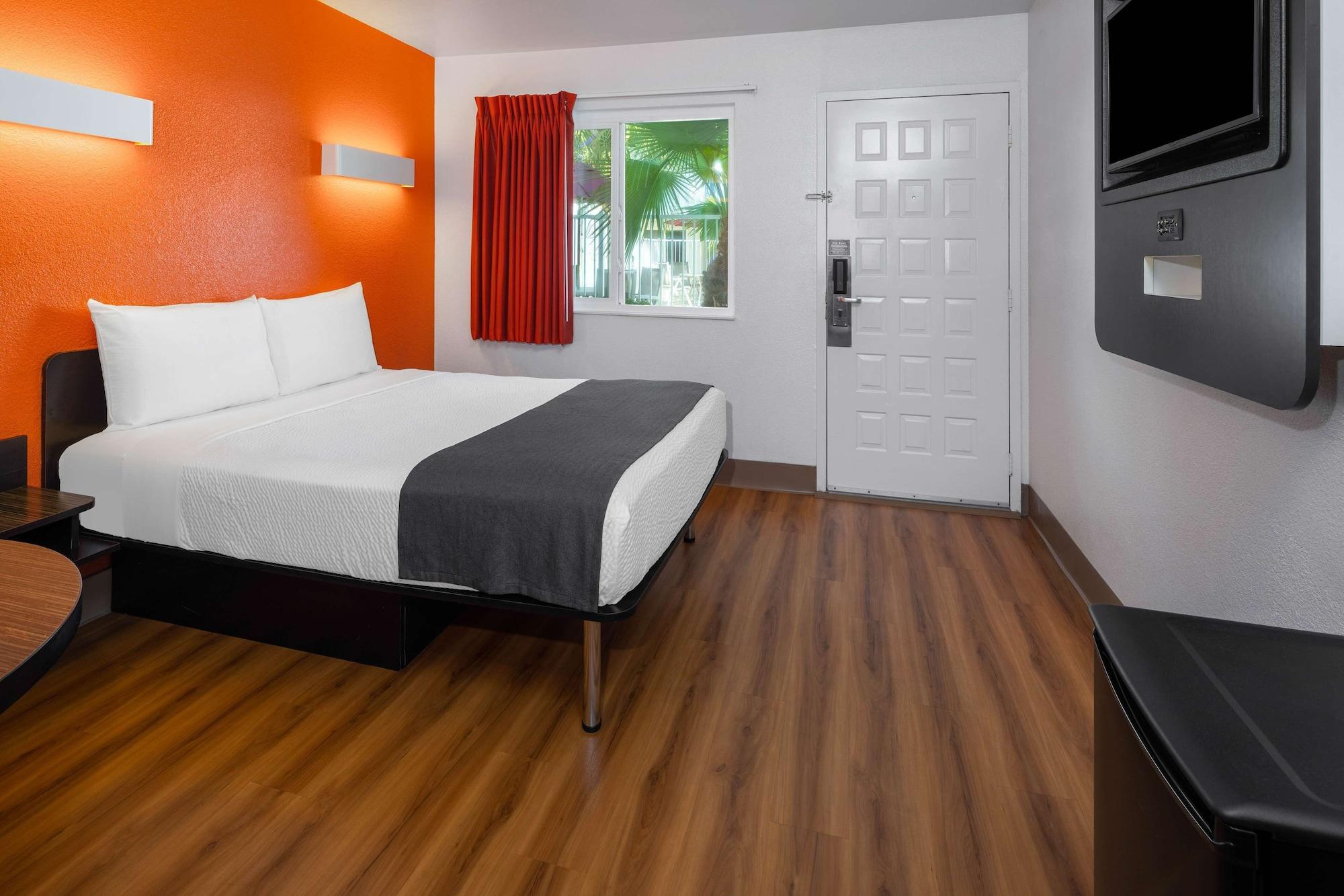 Motel 6-Carpinteria, Ca - Santa Barbara - South Экстерьер фото