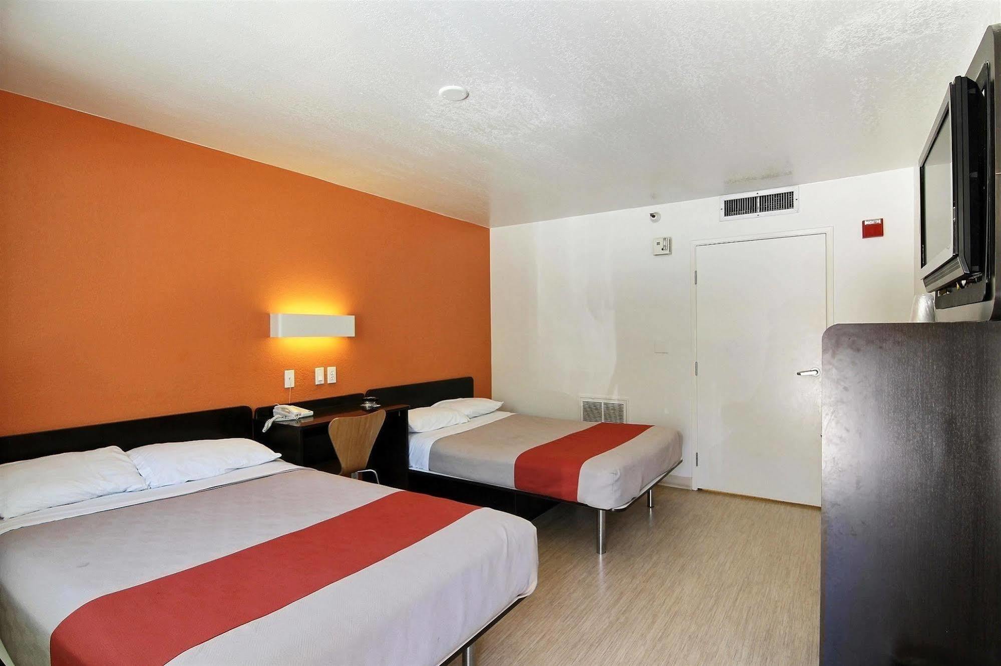 Motel 6-Carpinteria, Ca - Santa Barbara - South Экстерьер фото
